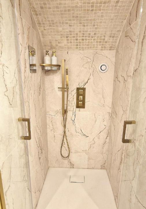 Photo of Bathroom in Batignolles