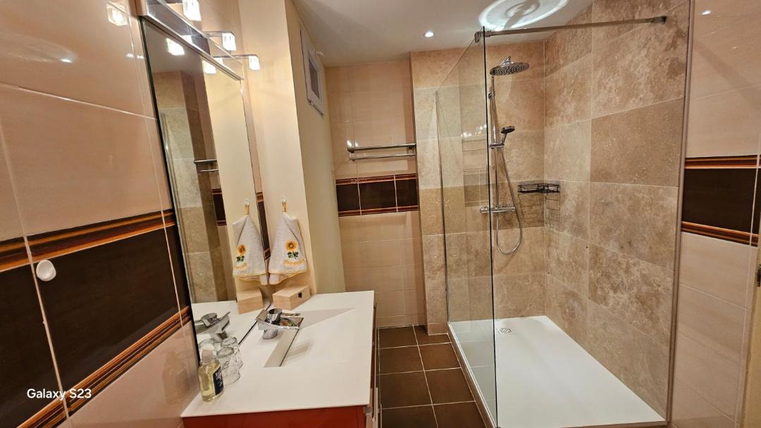 Photo of Bathroom in Gareoult