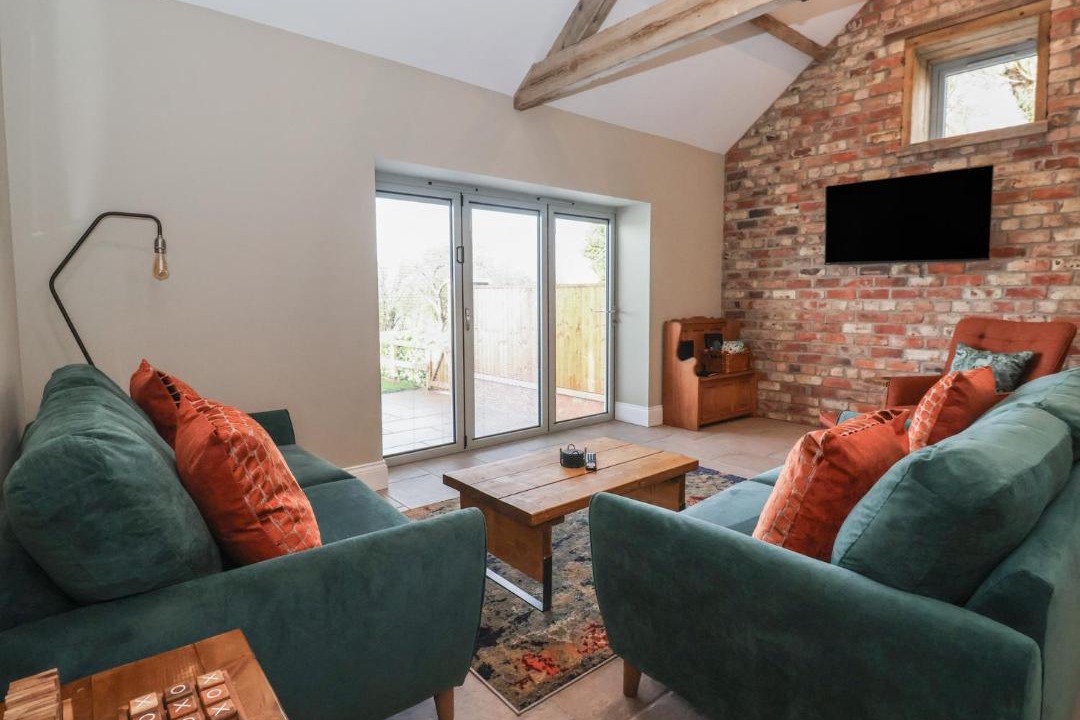 Photo of Others in Low Catton