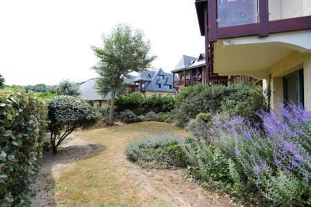 Photo of Others in Benerville-sur-Mer