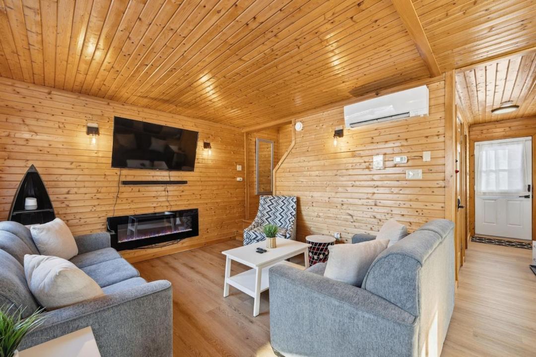 Photo of Others in Smiths Corner