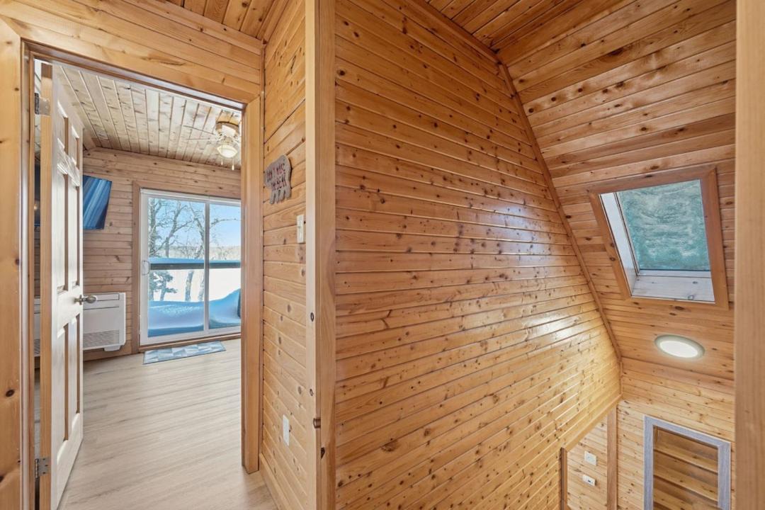 Photo of Others in Smiths Corner