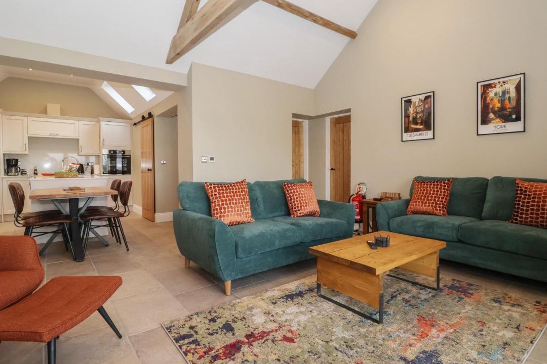 Photo of Others in Low Catton