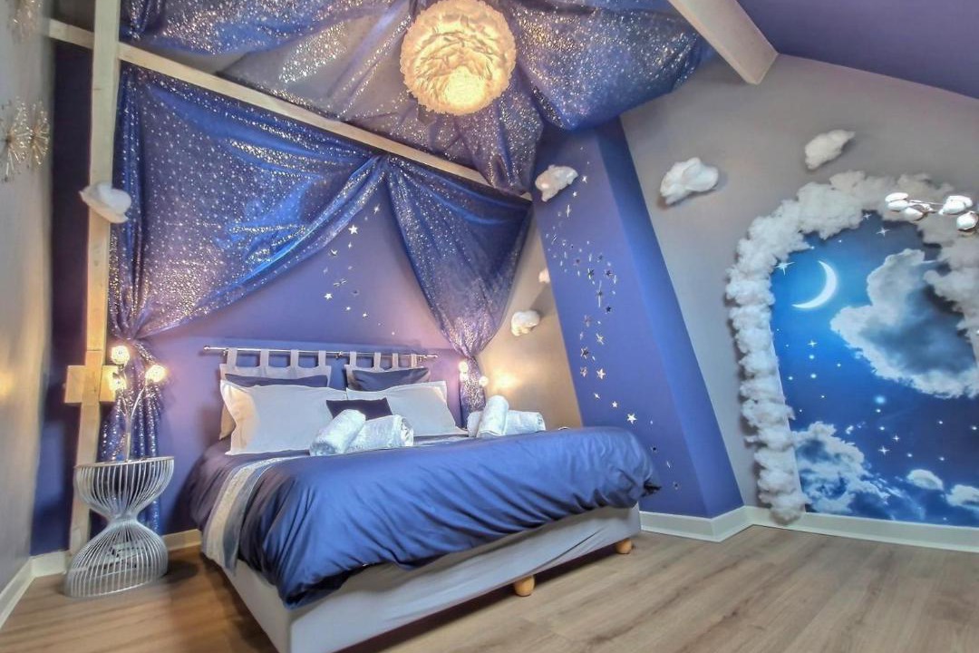 Photo of Bedroom in Royallieu Village