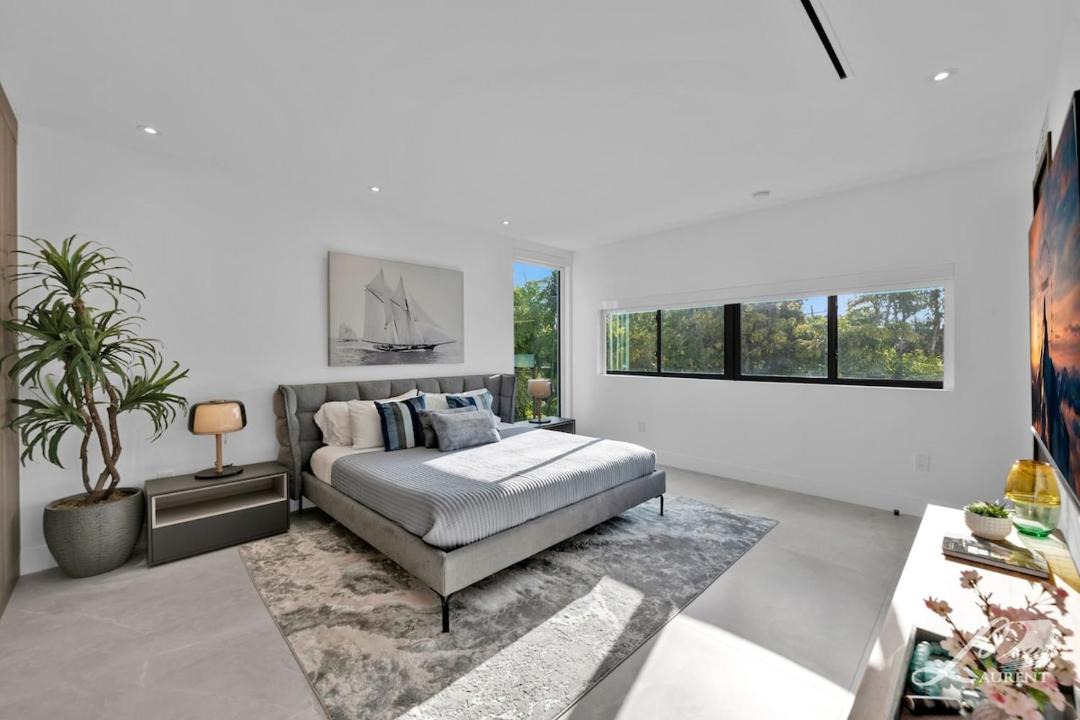 Photo of Bedroom in North Miami Beach