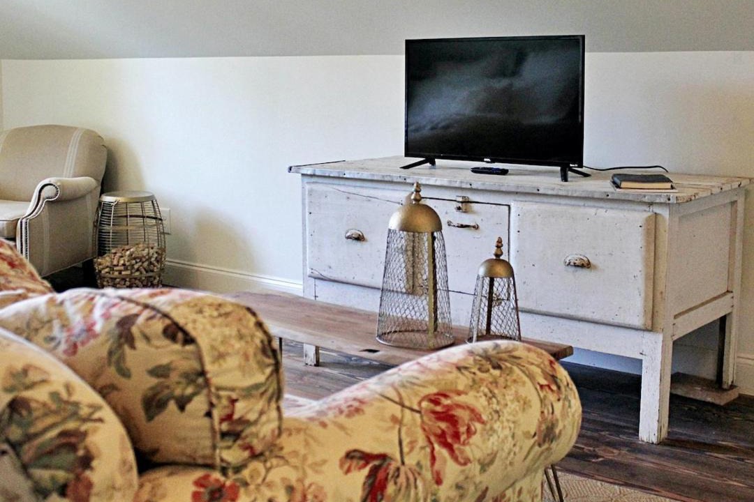 Photo of Livingroom in Dahlonega