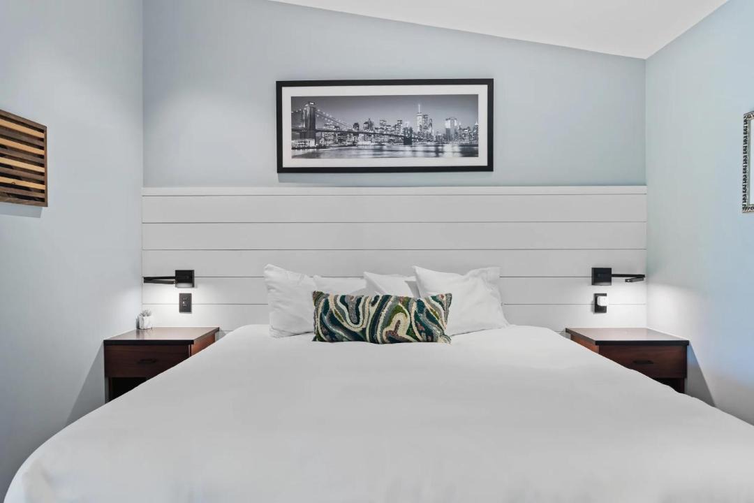 Photo of Others in Seneca