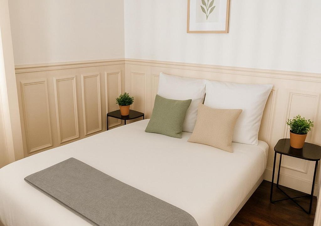 Photo of Bedroom in Villemomble
