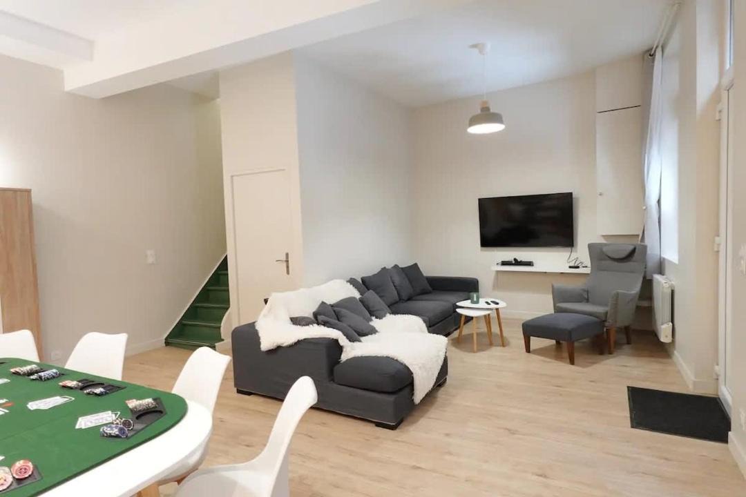 Photo of Others in Arras