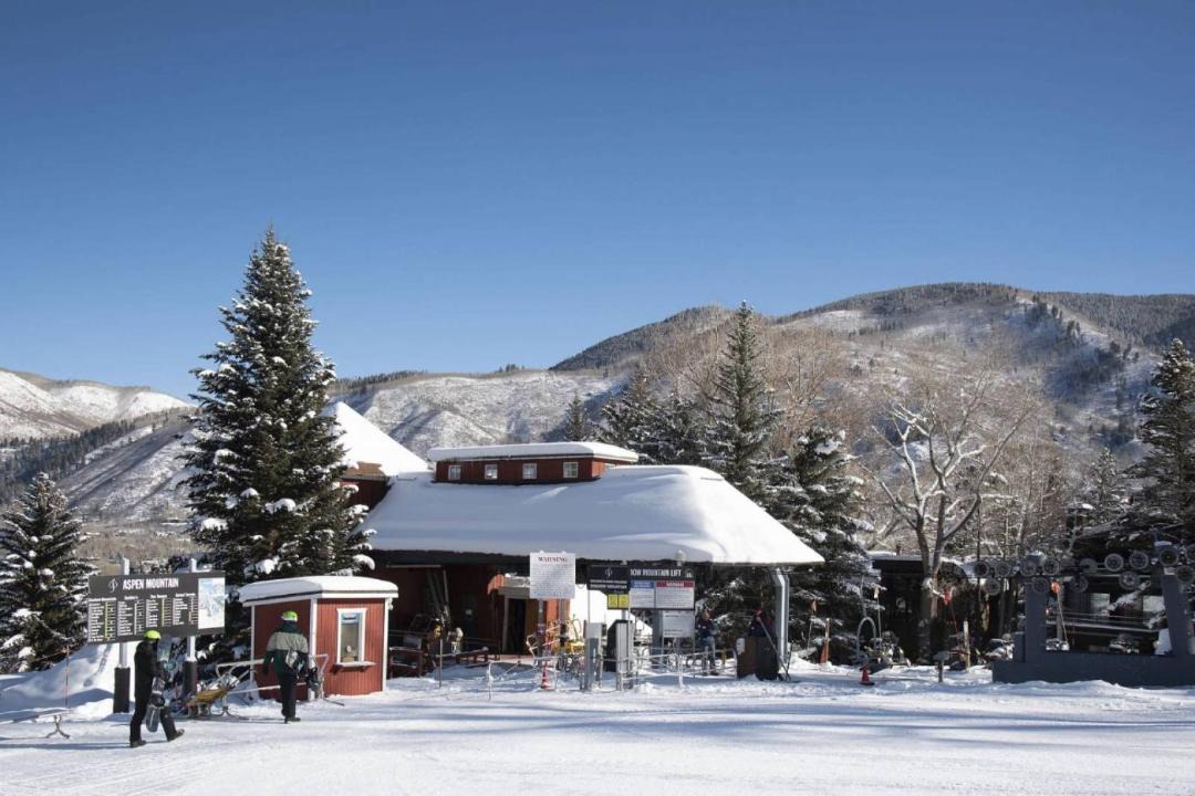 Photo of Others in Aspen