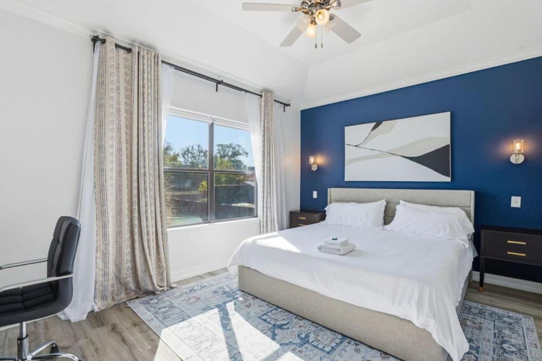Photo of Bedroom in Greater Fondren Southwest