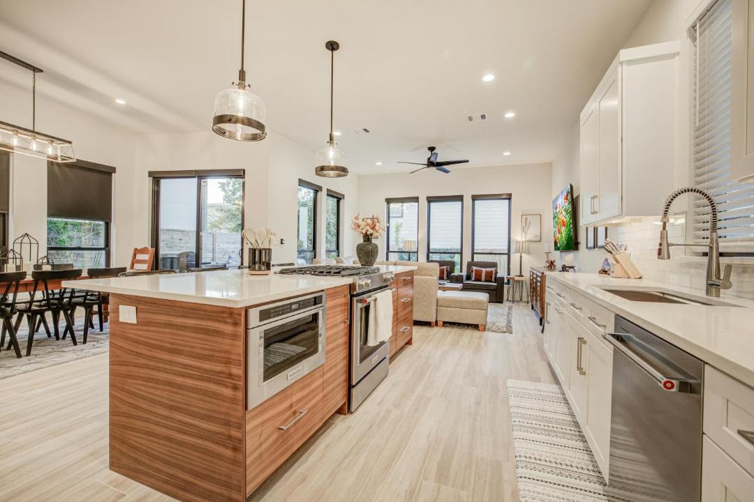 Photo of Kitchen in Mahncke Park