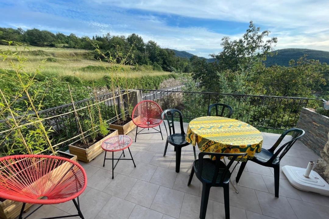 Photo of Patio Balcony in Pommiers