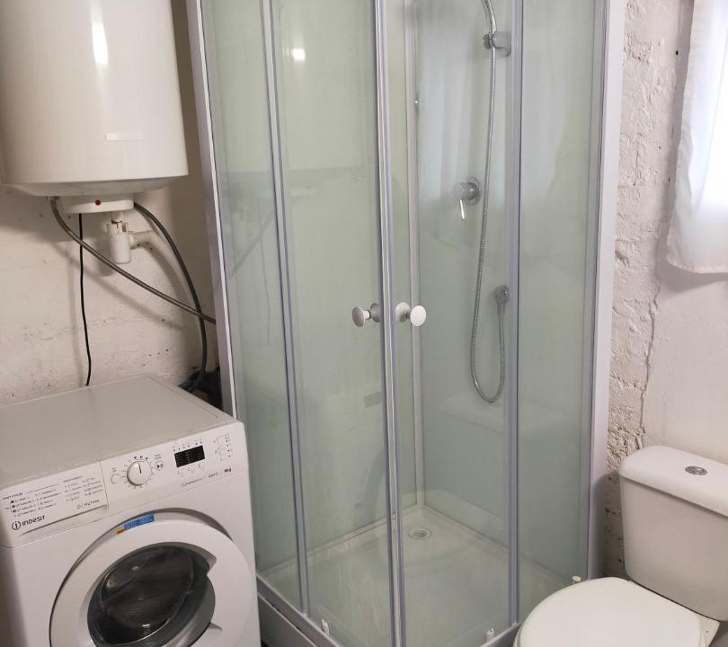 Photo of Bathroom in Buers