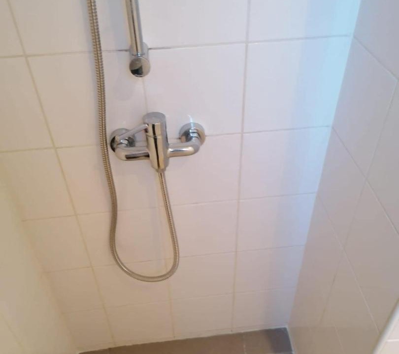 Photo of Bathroom in Mantes-la-Jolie