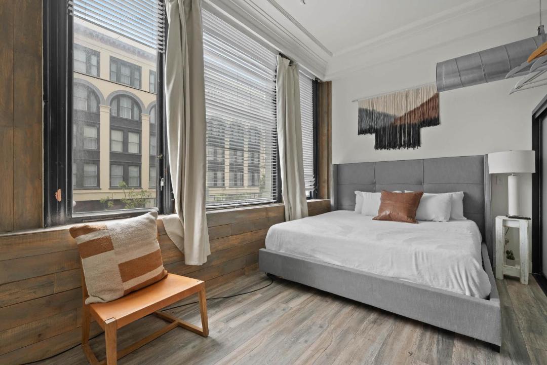 Photo of Bedroom in Gaslamp Quarter
