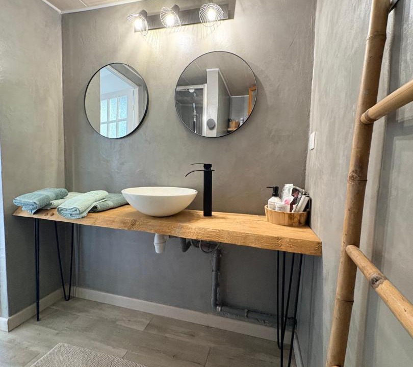 Photo of Others in Preconil