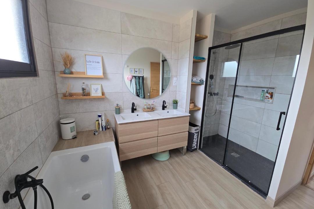 Photo of Bathroom in Le Bosc