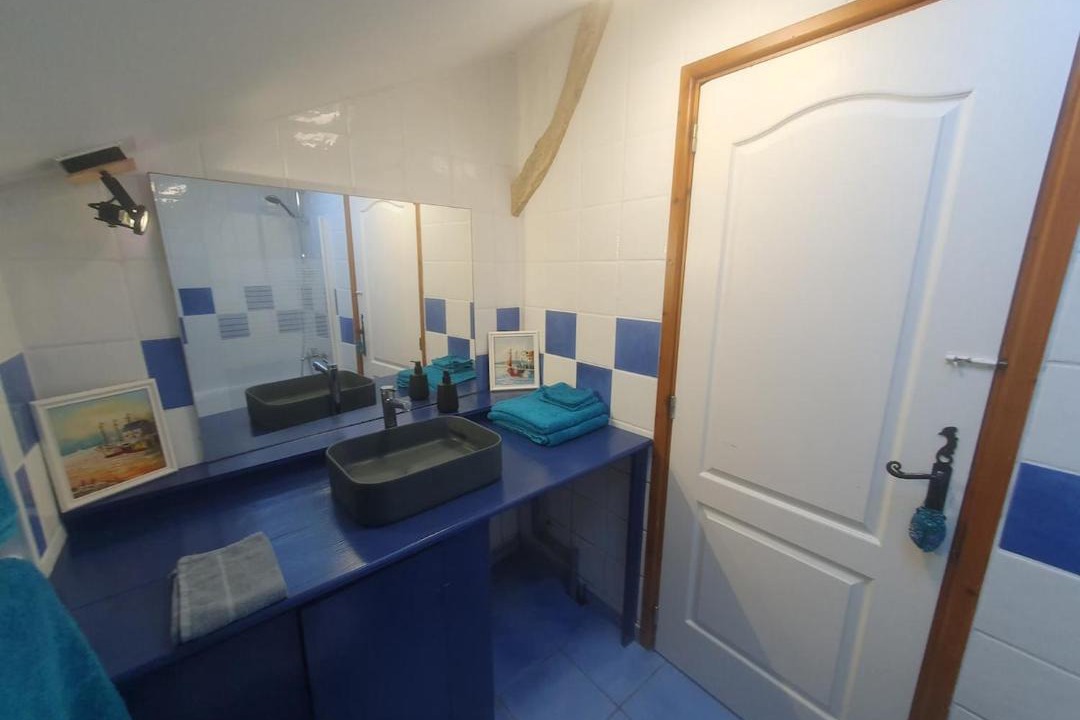 Photo of Bathroom in Curcay-sur-Dive