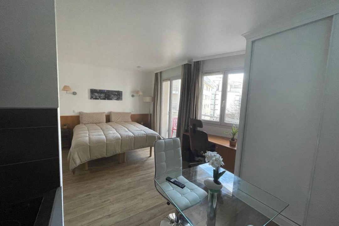 Photo of Bedroom in Faubourg de l'Arche