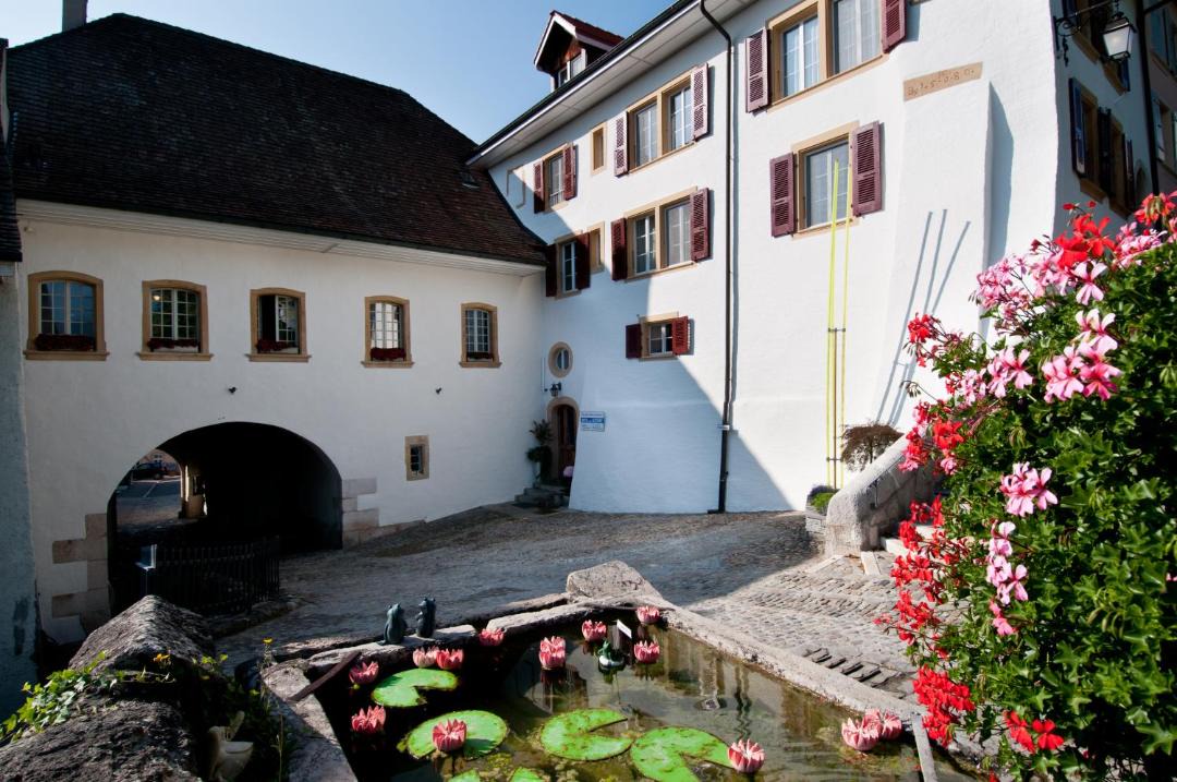 Photo of Others in Erlach