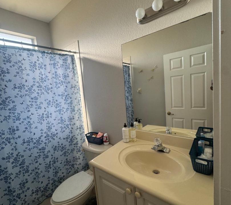 Photo of Bathroom in Miramar