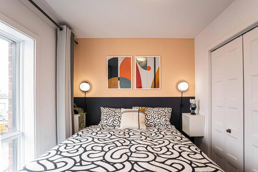 Photo of Bedroom in Cote-Des-Neiges—Notre-Dame-De-Grace