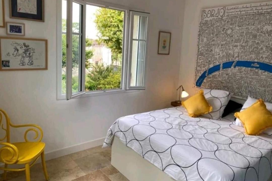 Photo of Bedroom in Blaye