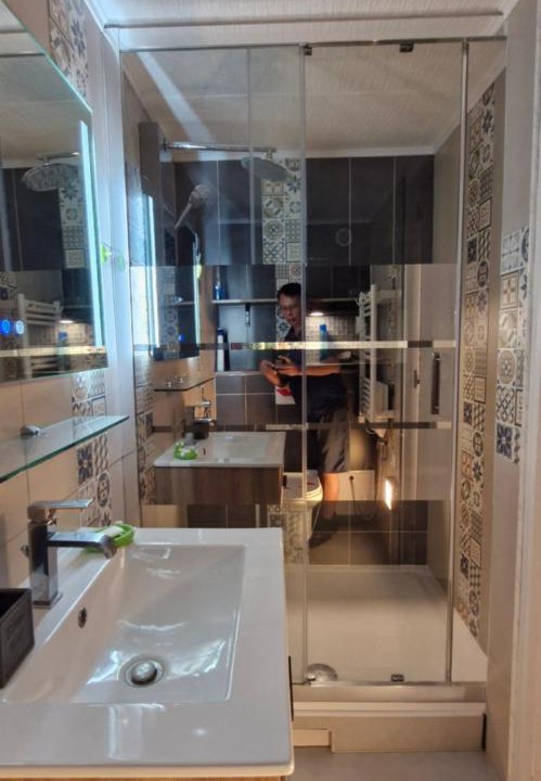 Photo of Others in Larnod