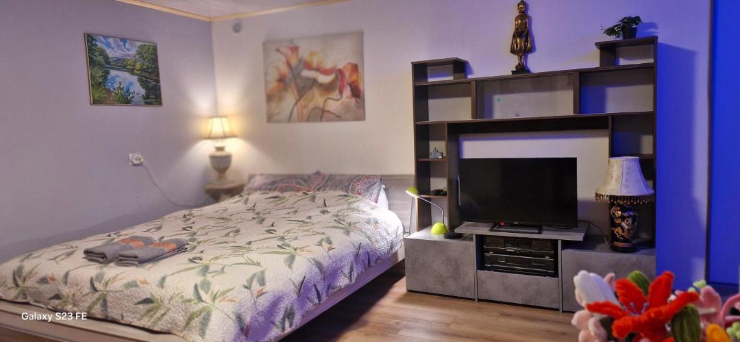 Photo of Others in Larnod