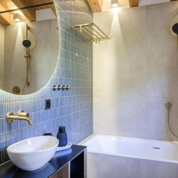 Photo of Bathroom in Tujetsch