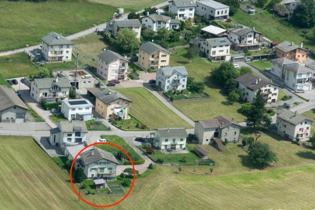 Photo of Buildings in Li Curt
