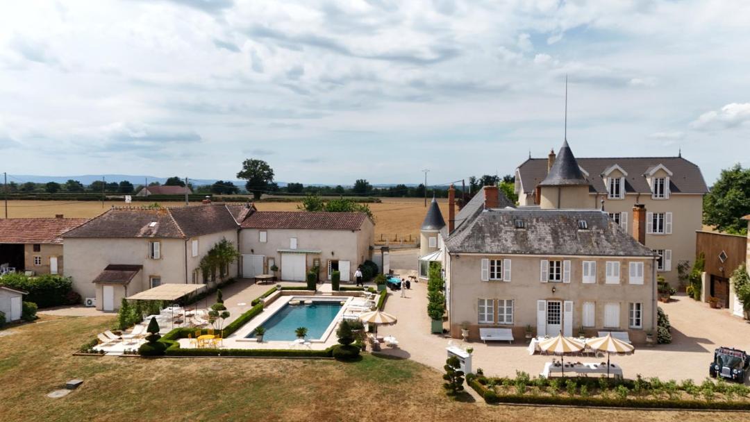 Photo of Others in Montceaux-l'Etoile