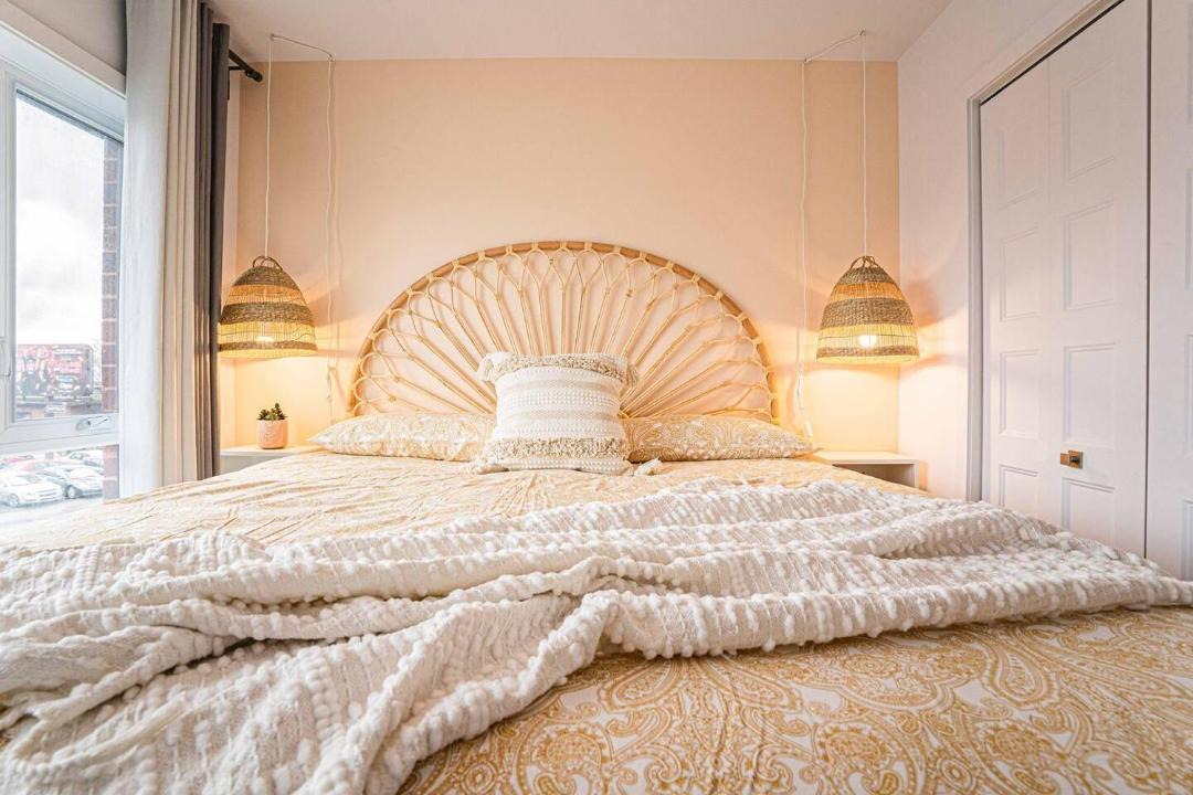 Photo of Bedroom in Cote-Des-Neiges—Notre-Dame-De-Grace