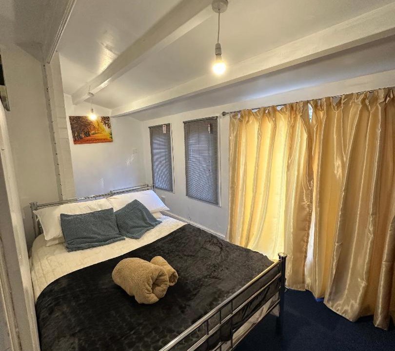 Photo of Others in Tamworth