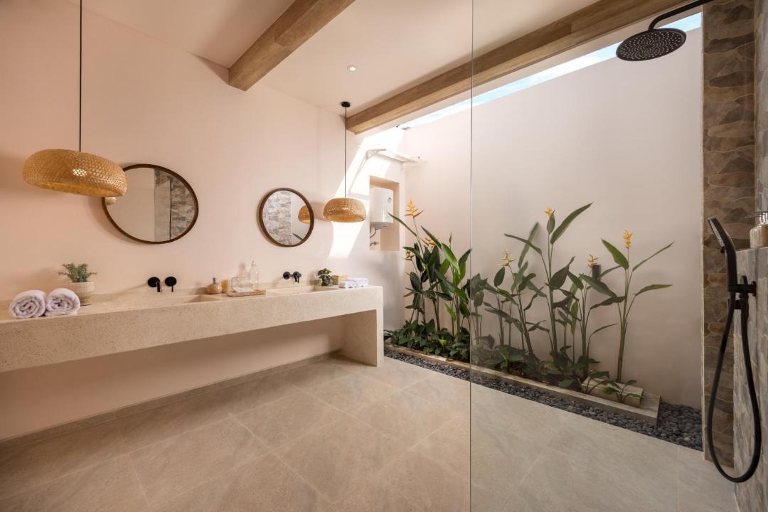 Photo of Others in Kubutambahan