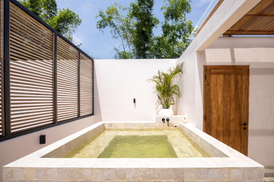 Photo of Others in Kubutambahan