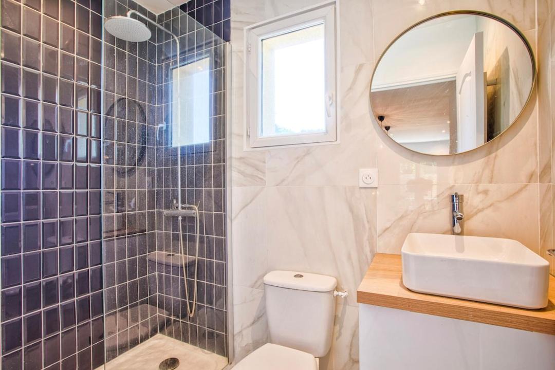 Photo of Bathroom in Varaville