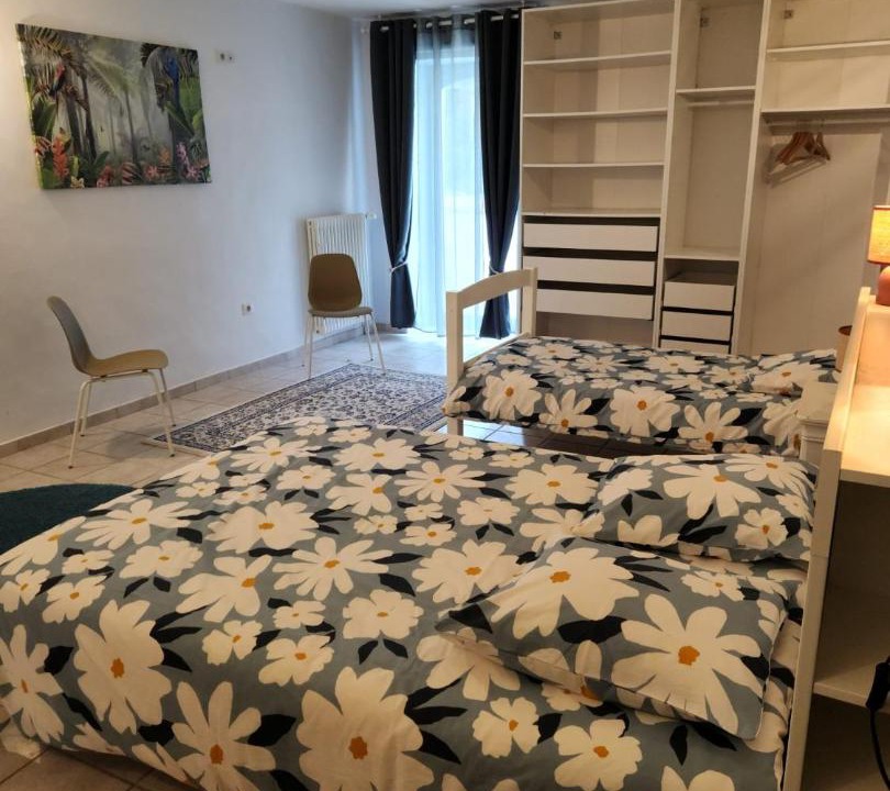 Photo of Others in Saint-Maigrin