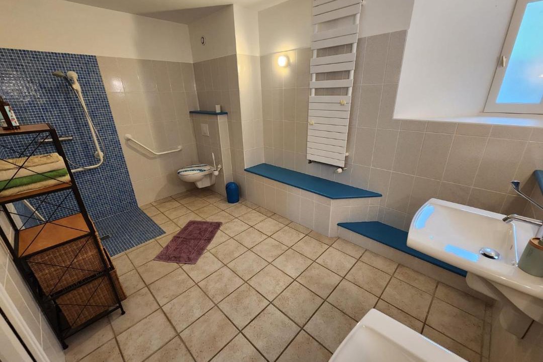 Photo of Others in Saint-Maigrin