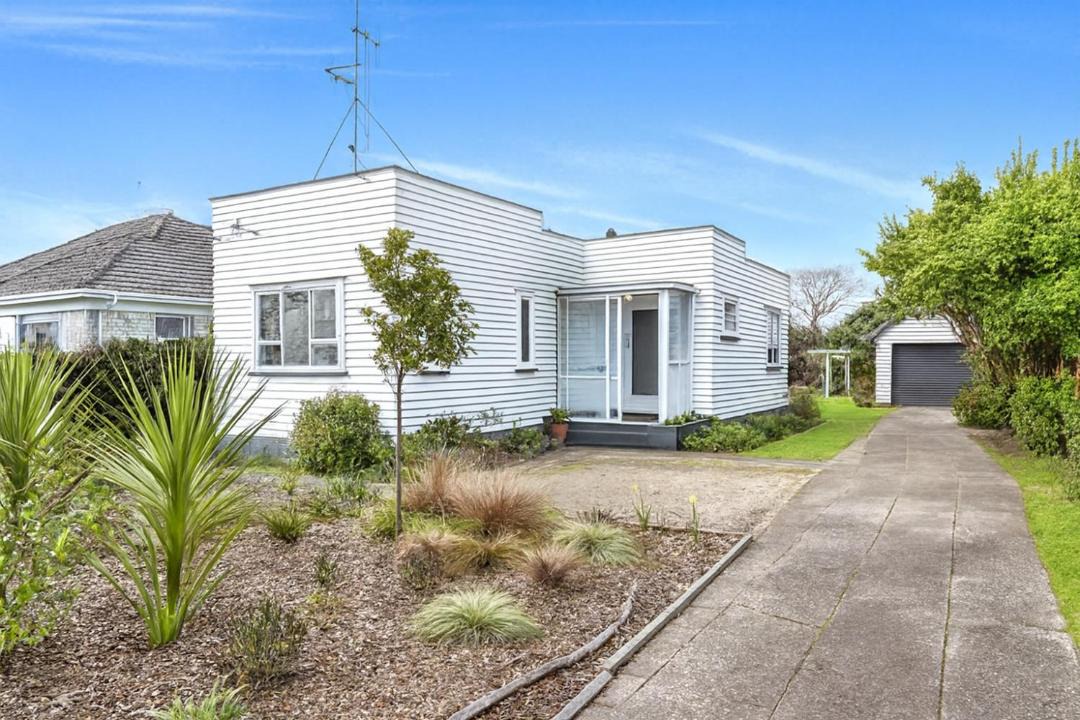 Photo of Others in Hamilton East