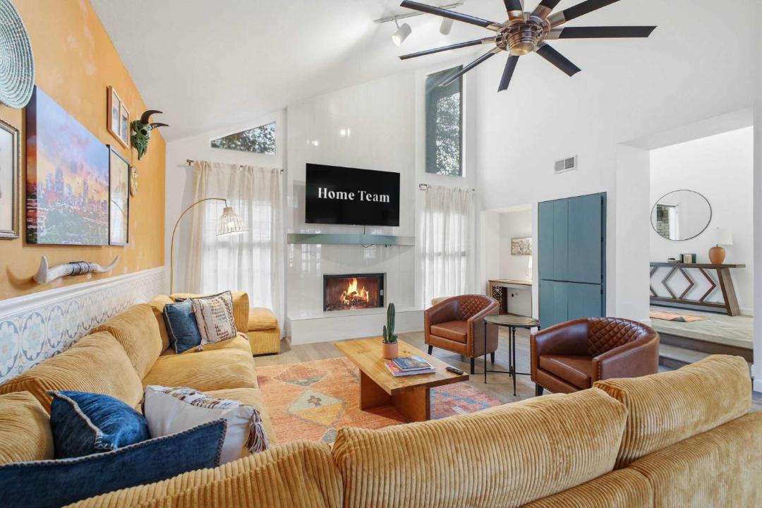 Photo of Livingroom in North San Antonio - SAT