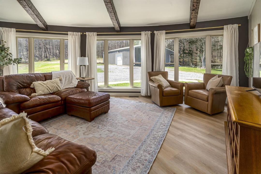 Photo of Livingroom in Hardin County