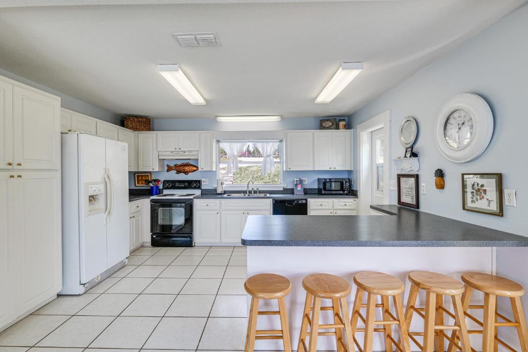 Photo of Kitchen in Crooked Lake