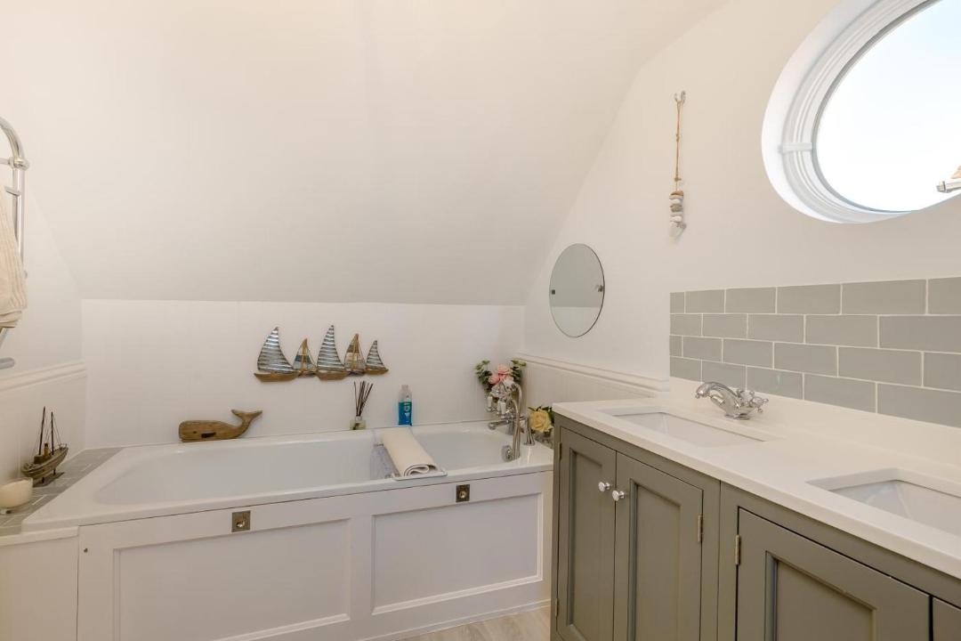 Photo of Others in Bosham