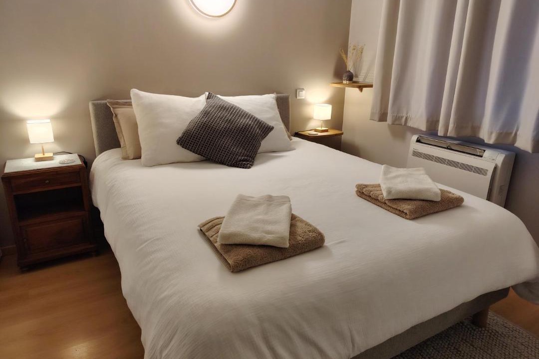 Photo of Bedroom in Donneville