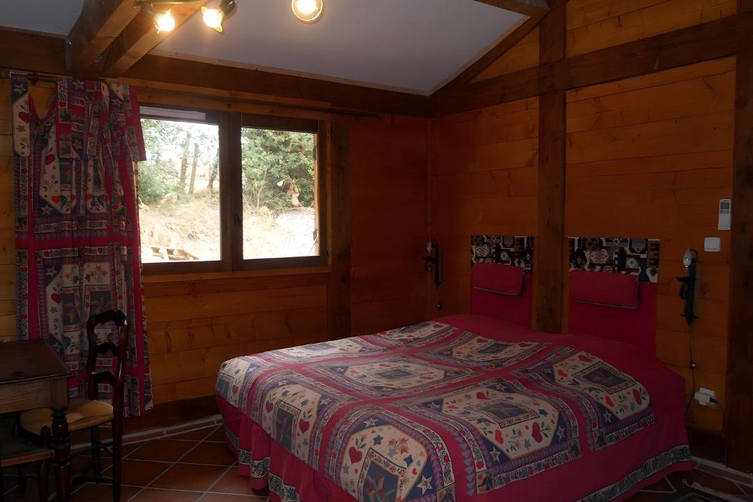 Photo of Bedroom in Saint-Vitte-sur-Briance