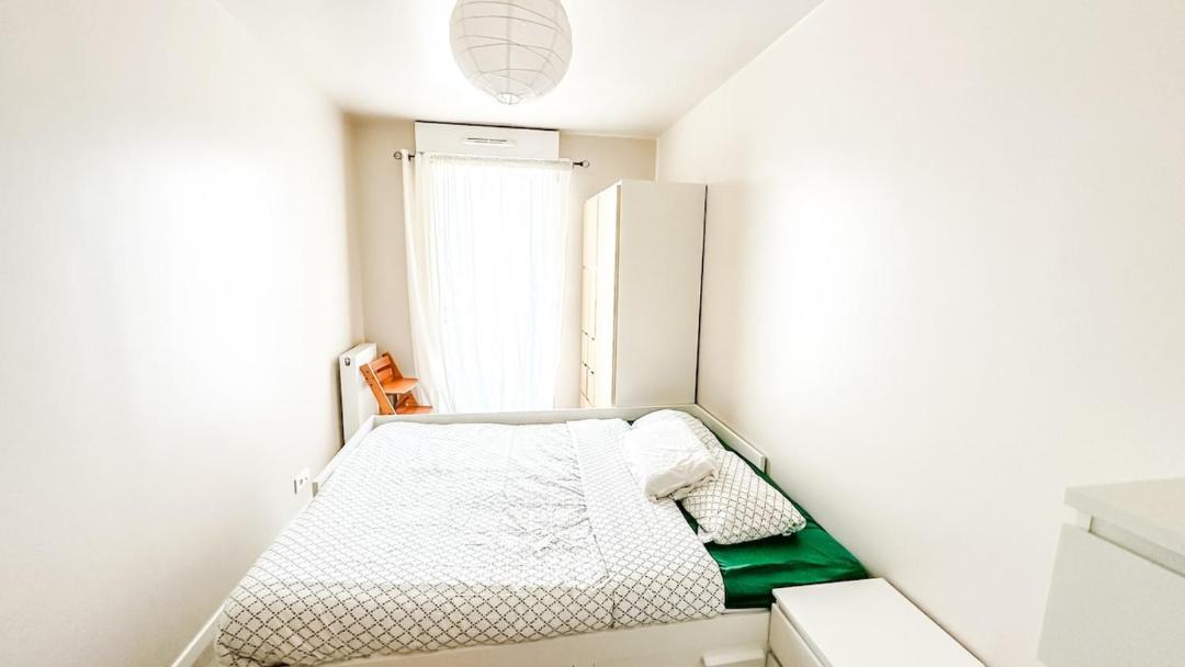 Photo of Bedroom in Drancy