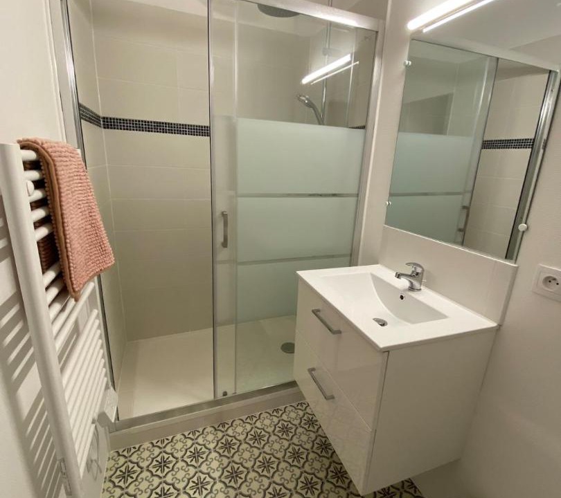 Photo of Bathroom in Valence