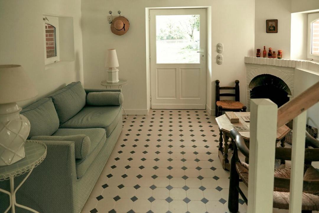 Photo of Others in Olivet